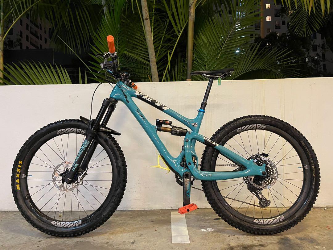 Yeti SB6C Carbon Enduro Bike Large New Brakes GX 12spd Fox DHX2