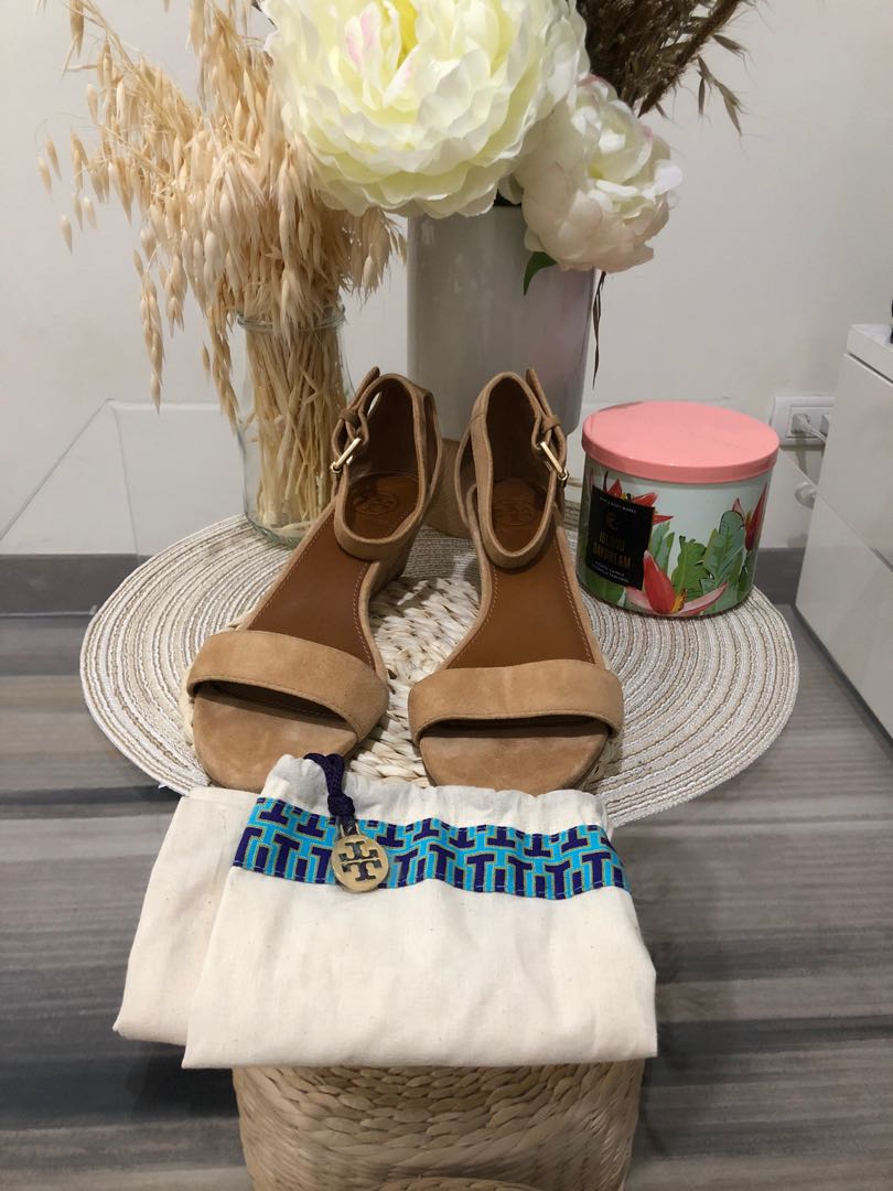 Tory burch savannah wedge outlet
