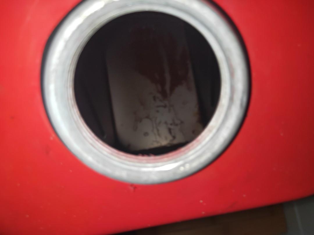 20L Litres Metal Jerry Can with siphon hose, TV & Home Appliances