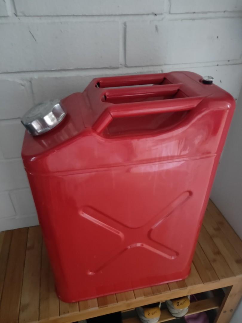20L Litres Metal Jerry Can with siphon hose, TV & Home Appliances