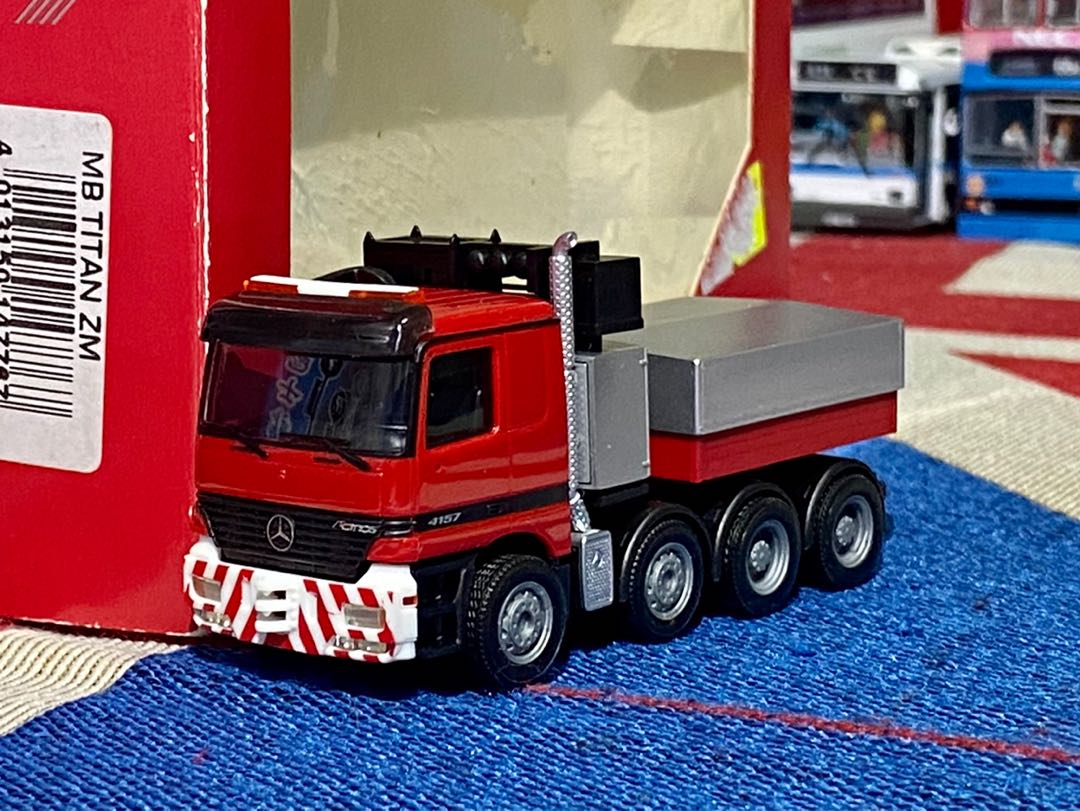 德國製Herpa 1/87 Mercedes Benz Actros TITAN Tractor 平治四軸重型拖頭拖車紅色商用車模型合Wiking  比例