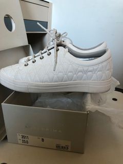 （分類：）位於 。 由 cwong715 提交（商品編號 1108768384，圖片 1）。簡介： 。
