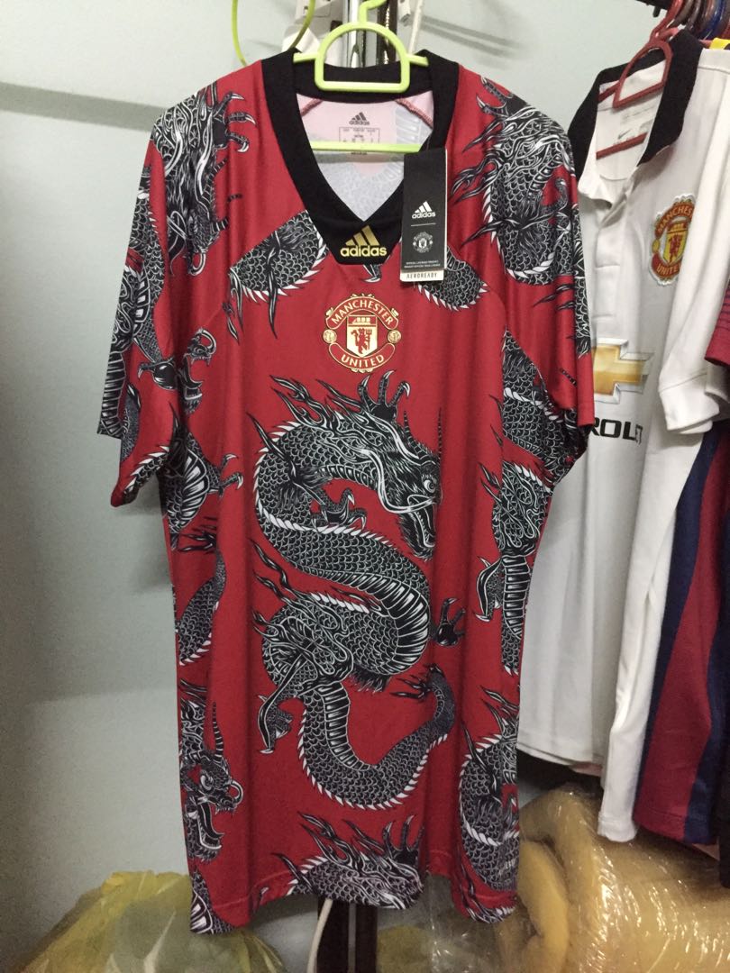 Manchester united clearance jersey dragon