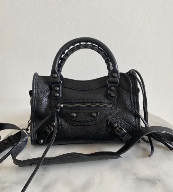 classic city balenciaga