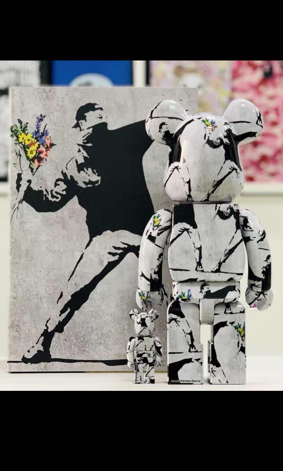 Bearbrick 100/400% Flower Bomber Banksy 扔花人, 興趣及遊戲, 玩具 