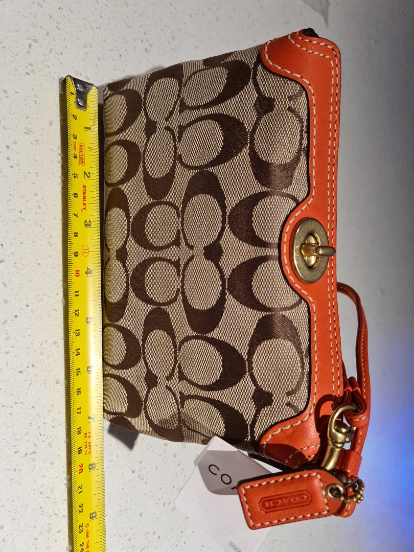 big coach wallet