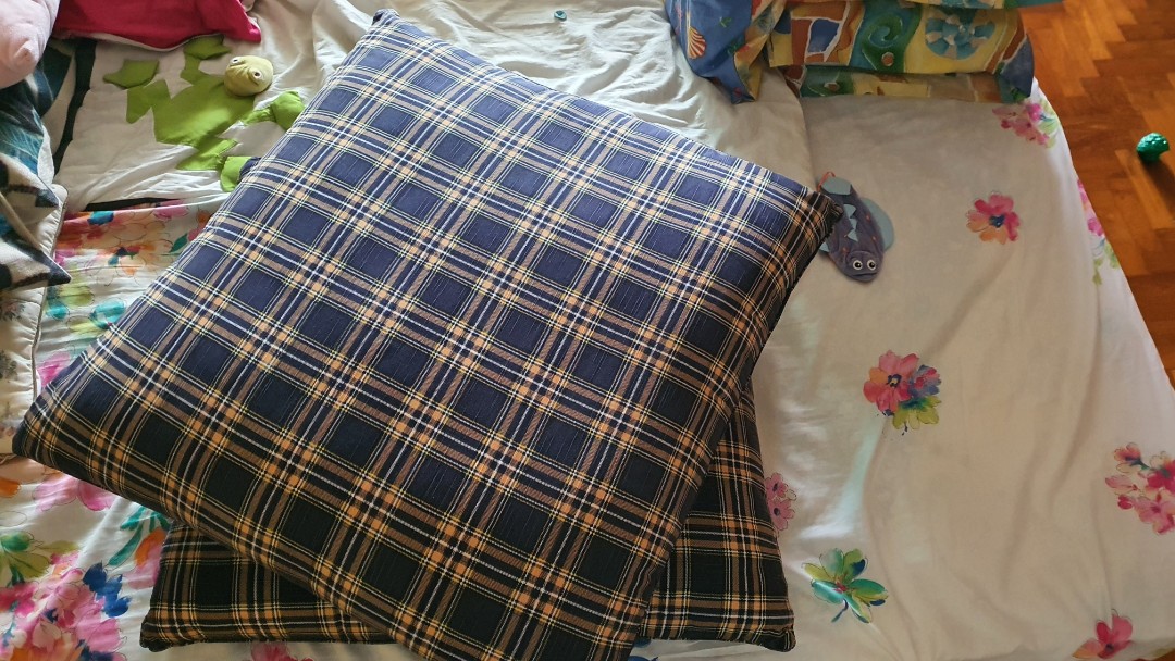 big size cushions