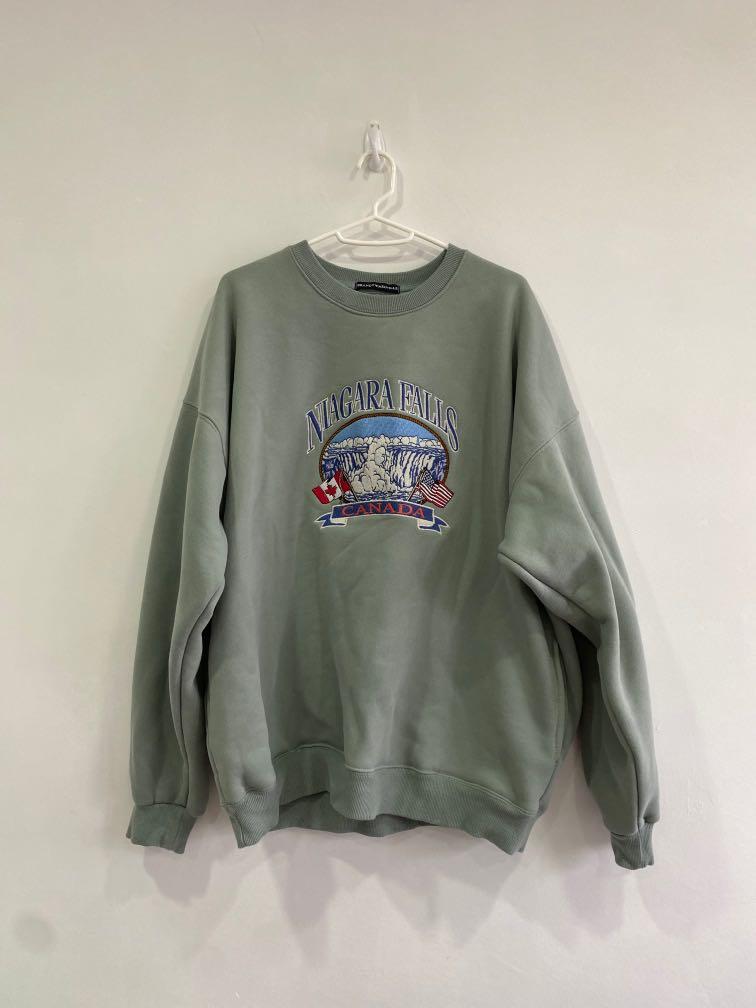 Brandy melville niagara falls sale sweatshirt