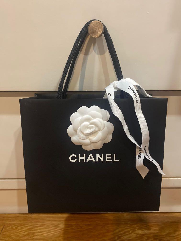 Chanel Paperbag (authentic) (Category: Luxury Accessories) located in San Juan City. Submitted by mpreloved57 (Listing ID 1108839878, Image 1). Description: Brandnew With ribbon and camella flower.