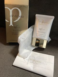 （分類：）位於 。 由 sunshine_beaute 提交（商品編號 1108745087，圖片 1）。簡介： 。