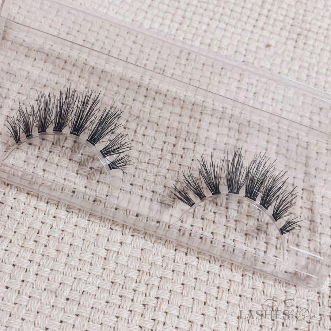 False lashes (Category: Makeup) located in Singapore. Submitted by lashesbysya_ (Listing ID 1108723792, Image 1). Description: Queen B 💜 Clearance sale only available for simple packaging. Purchase three pairs or more for free normal mailing 📨.