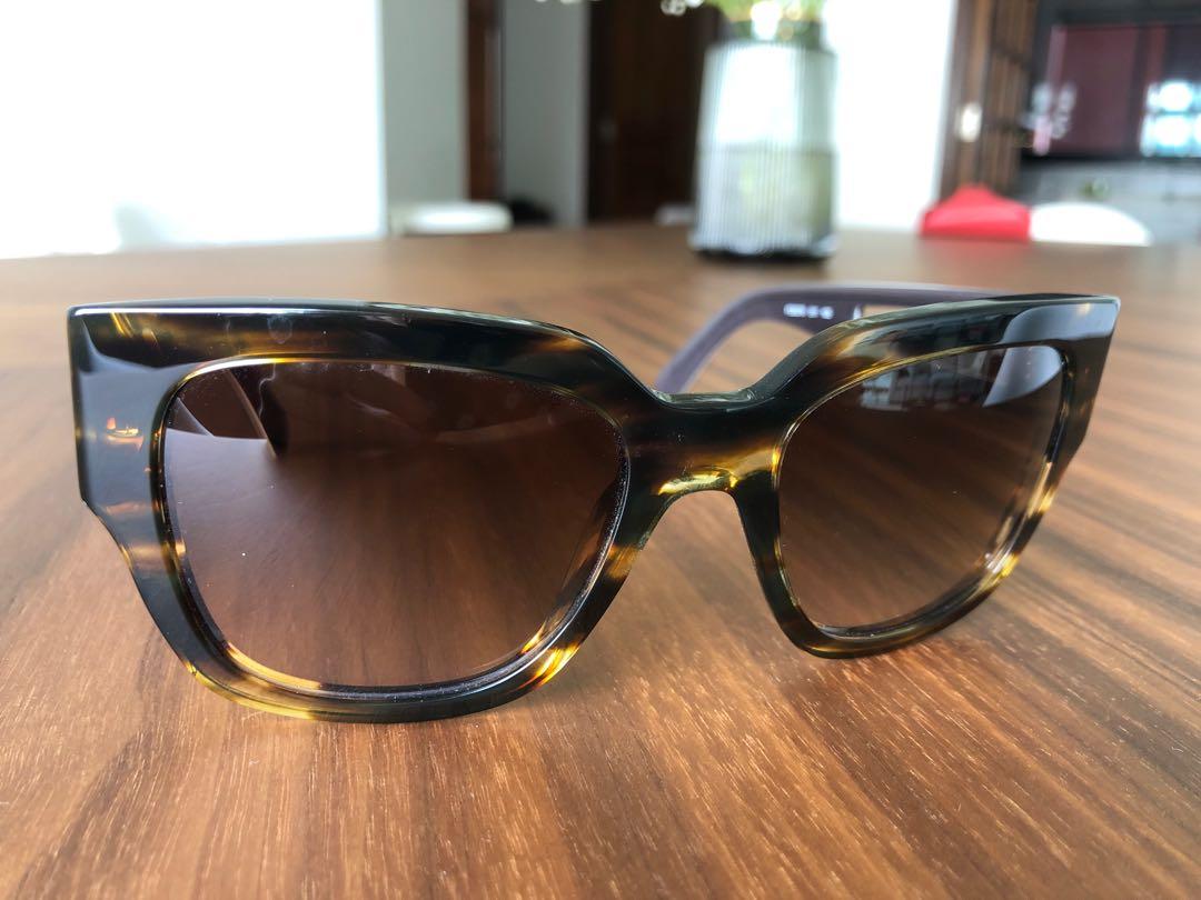 Fendi tortoise Shell sunglasses