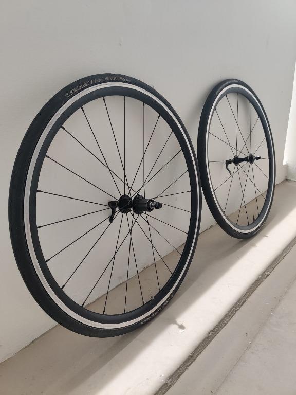 Giant pr2 best sale wheelset 11 speed