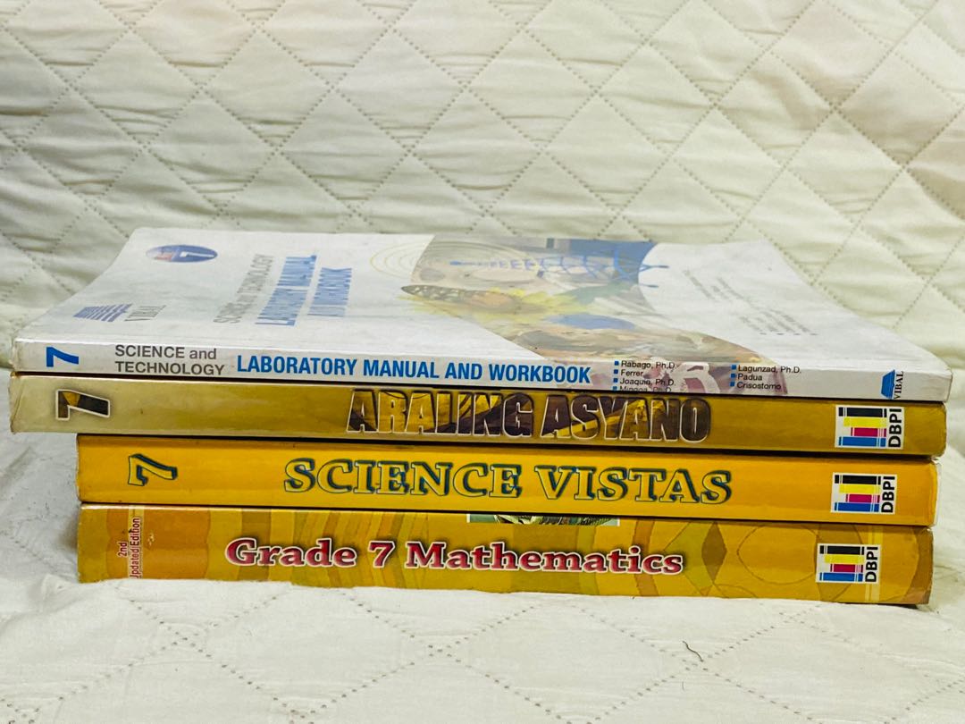 GRADE 7 BOOKS, Hobbies & Toys, Books & Magazines, Textbooks on Carousell