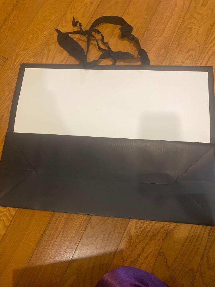 Gucci Large Paperbag (authentic) (Category: Luxury Accessories) located in San Juan City. Submitted by mpreloved57 (Listing ID 1108862167, Image 2). Description: Brandnew Available for wholesale and retail.