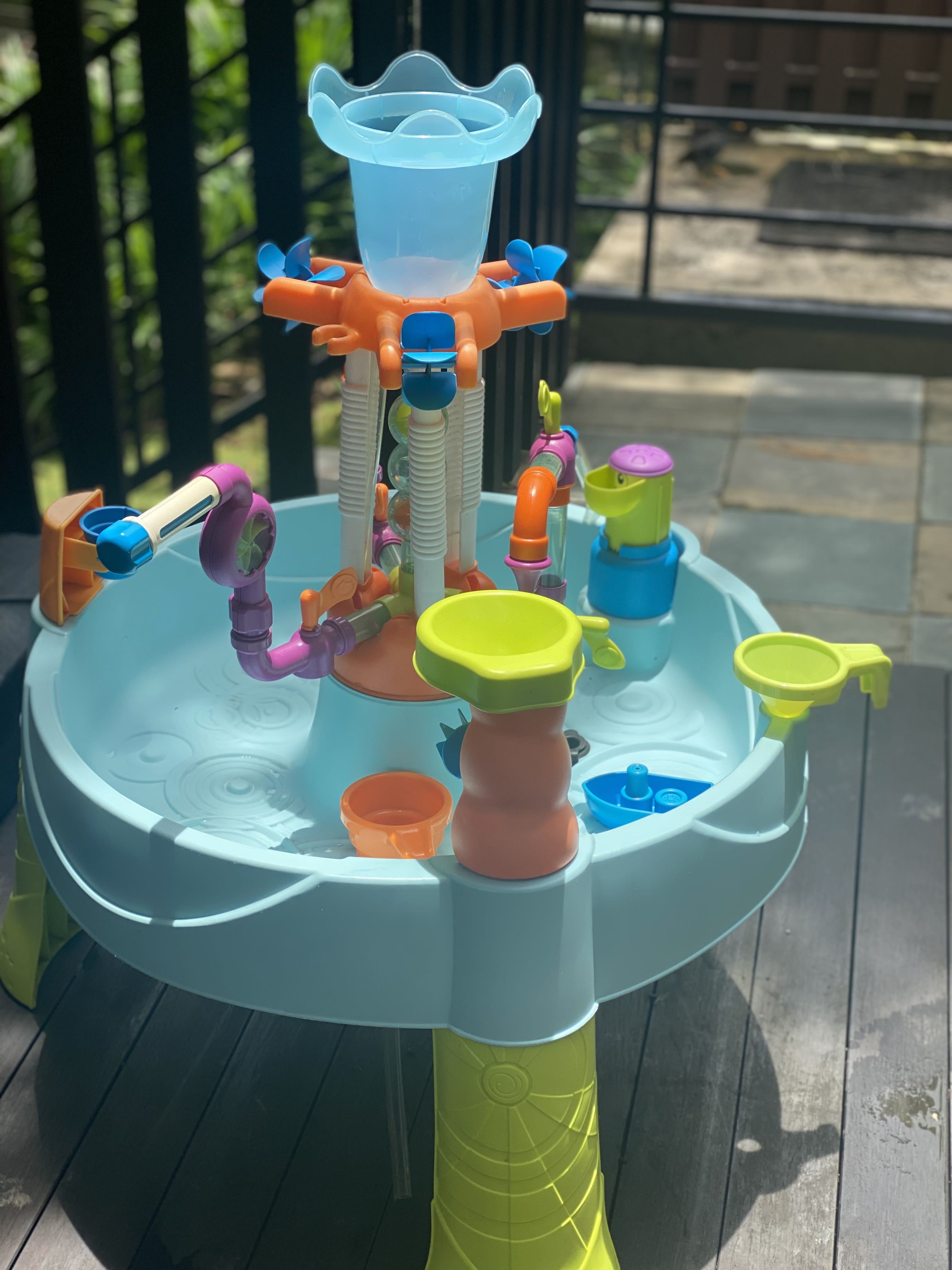 Little Tikes Flowin' Fun Water Table, Hobbies & Toys, Toys & Games on