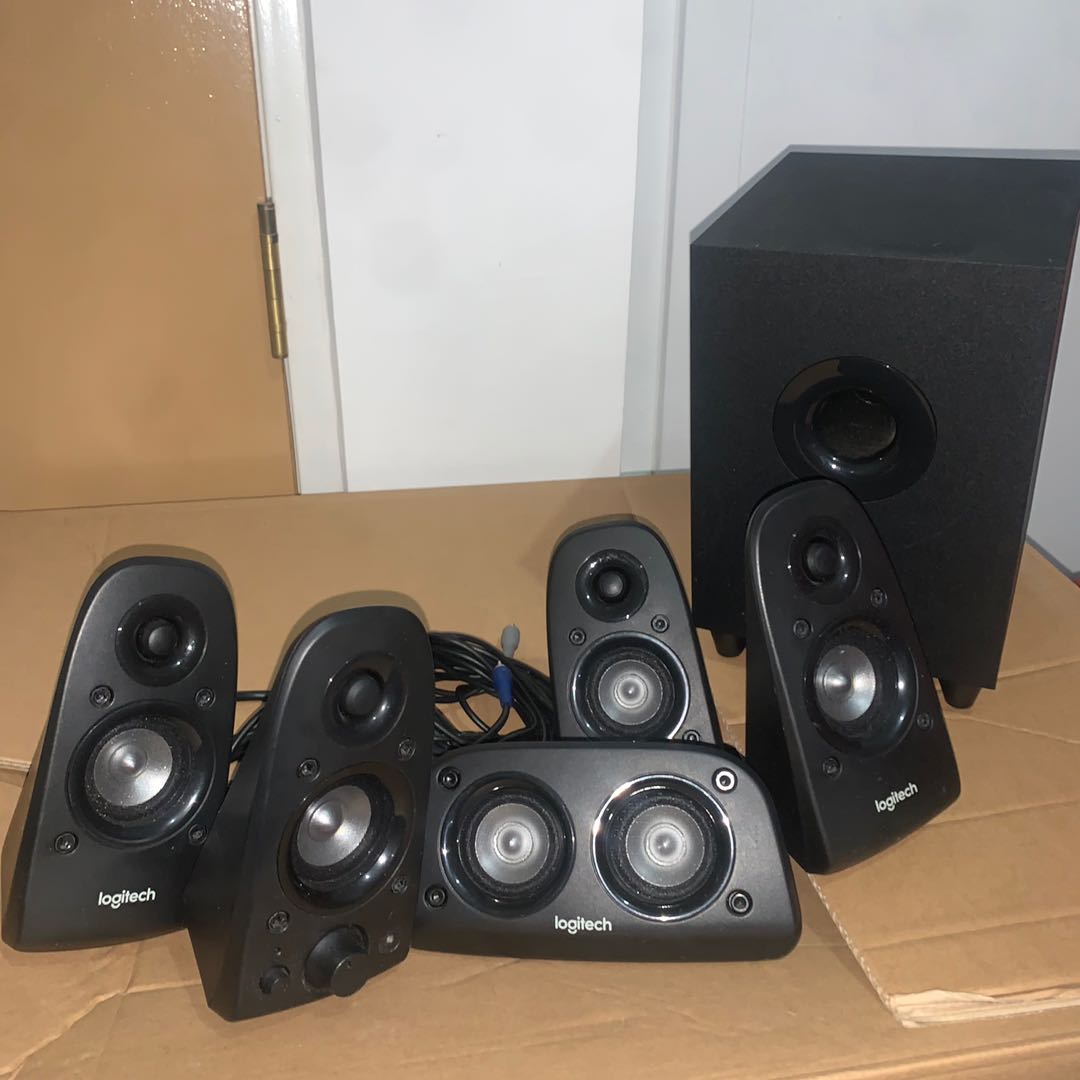 Logitech Z506 Surround Sound Home Theater Speaker System, Audio