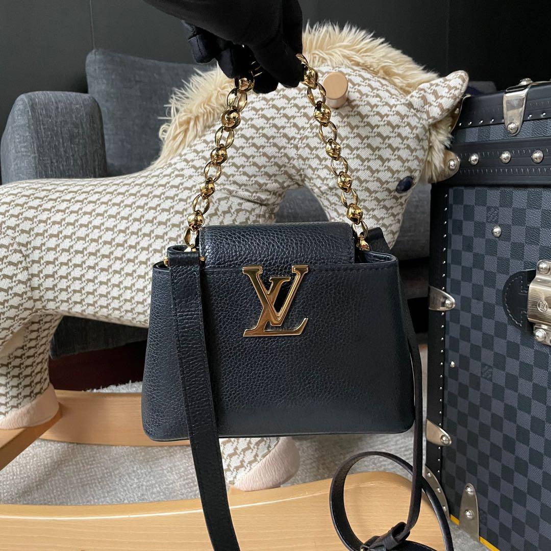 Louis Vuitton Capucines mini Black Leather ref.233009 - Joli Closet