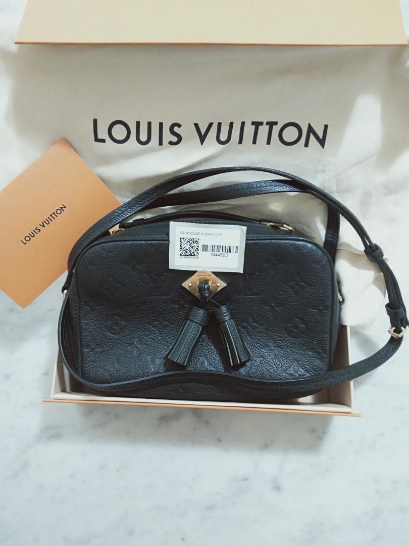 Louis Vuitton M44593 Saintonge