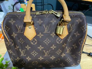 (Category: ) located in . Submitted by loveforlv (Listing ID 1108897495, Image 1). Description: .