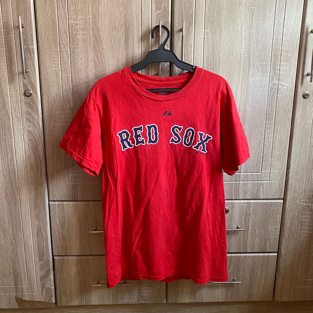 Majestic red top sox shirt