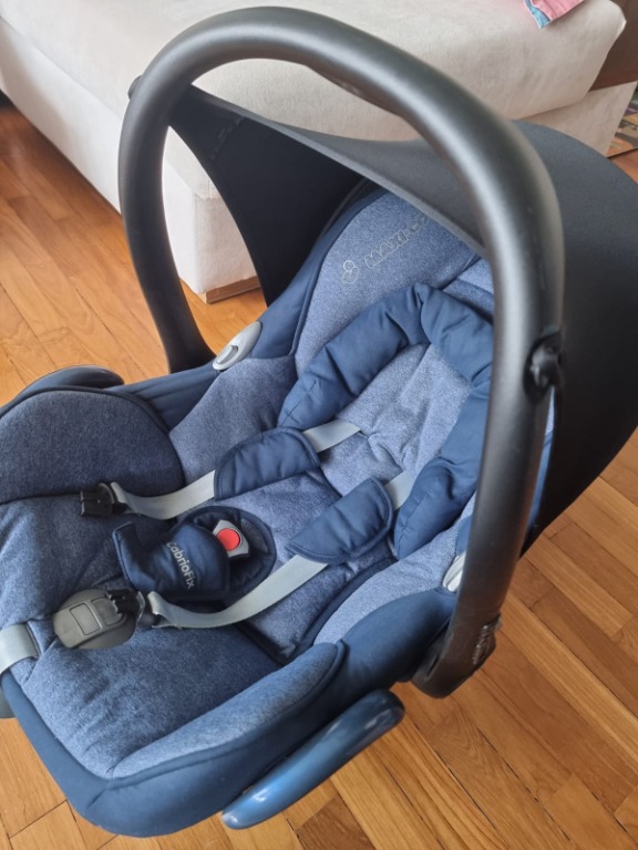 Maxi cosi cabriofix blue best sale