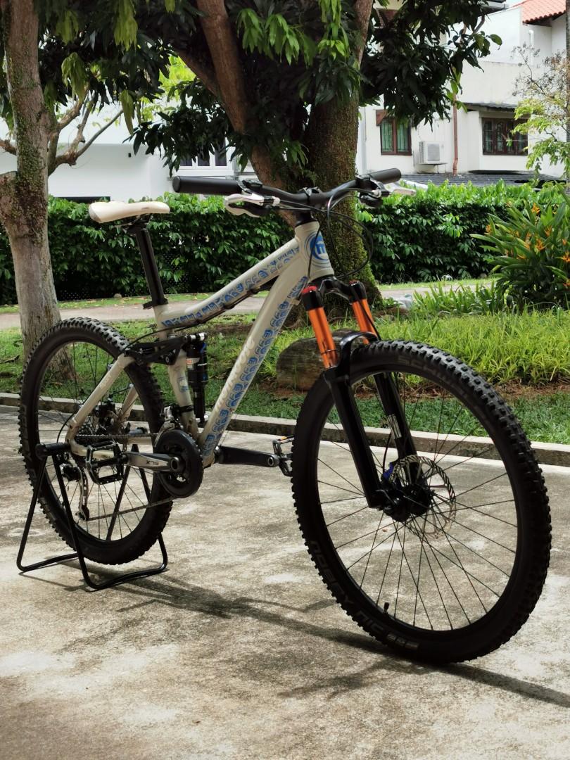 Mongoose salvo sport 2021 mountain bike outlet