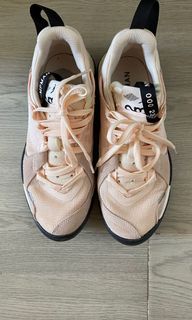 （分類：）位於 。 由 mini_knot 提交（商品編號 1108732730，圖片 1）。簡介： 。