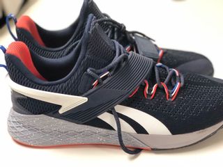 （分類：）位於 。 由 mblank1 提交（商品編號 1108753281，圖片 1）。簡介： 。