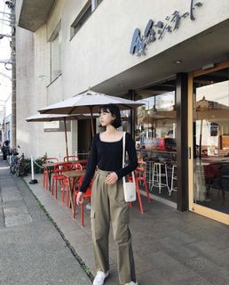 （分類：）位於 。 由 axa.possible 提交（商品編號 1108742215，圖片 1）。簡介： 。