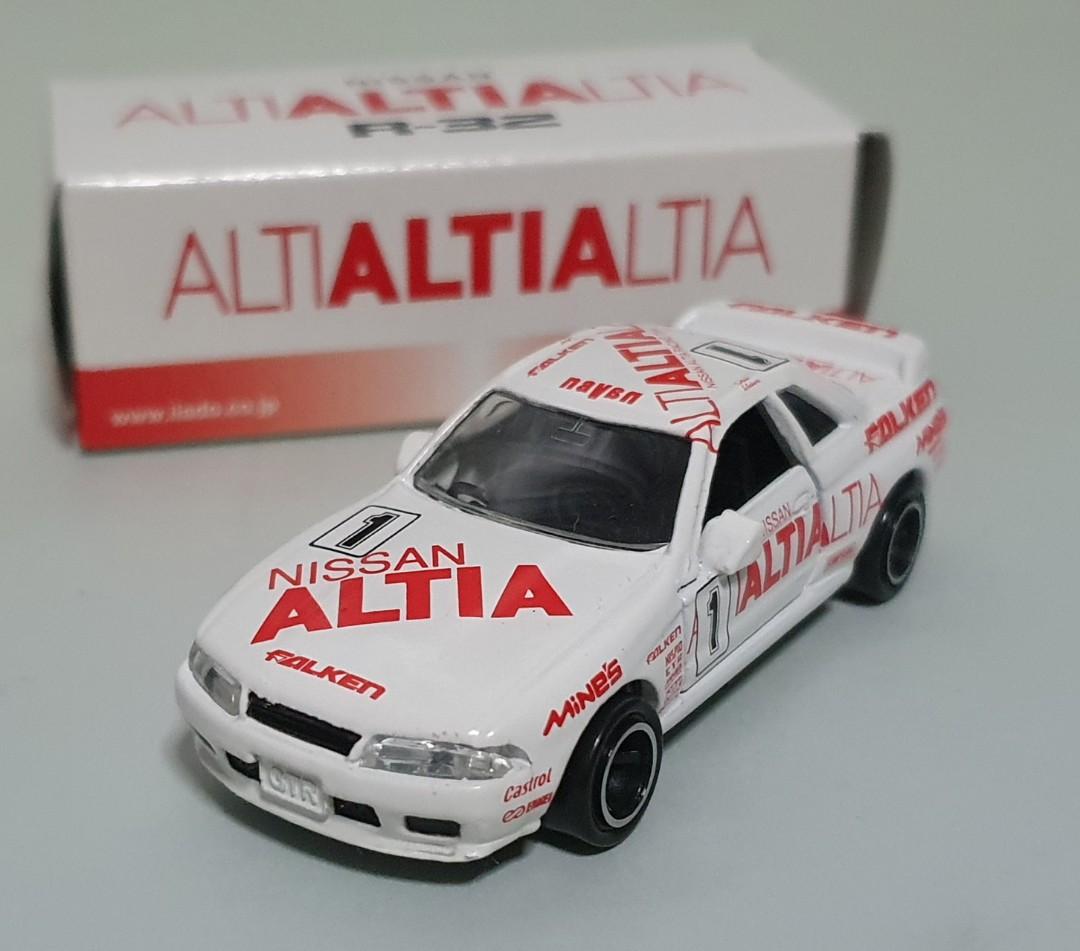 Tomica Nissan Skyline GT-R R32 Altia, Hobbies & Toys, Toys & Games on ...