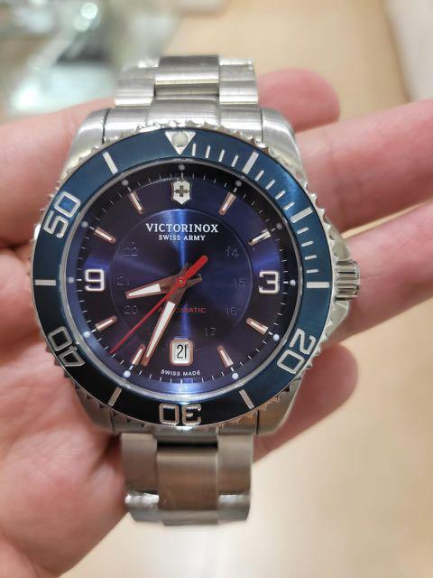 Victorinox swiss army hotsell maverick mechanical watch