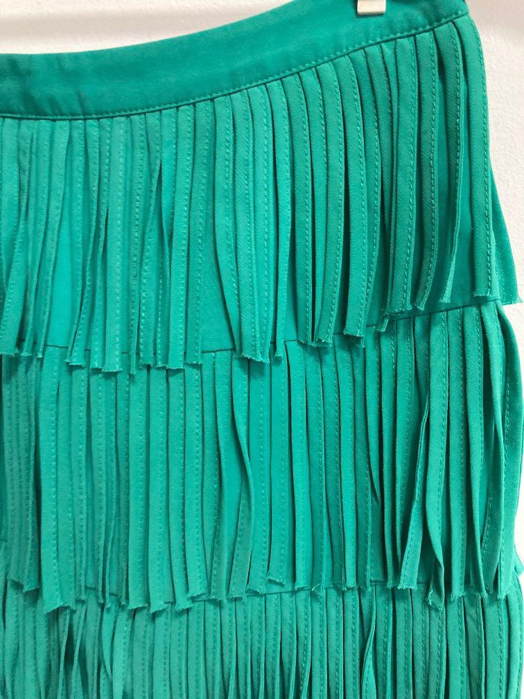 Zara green skirt, Women's Fashion, Bottoms, Skirts on Carousell