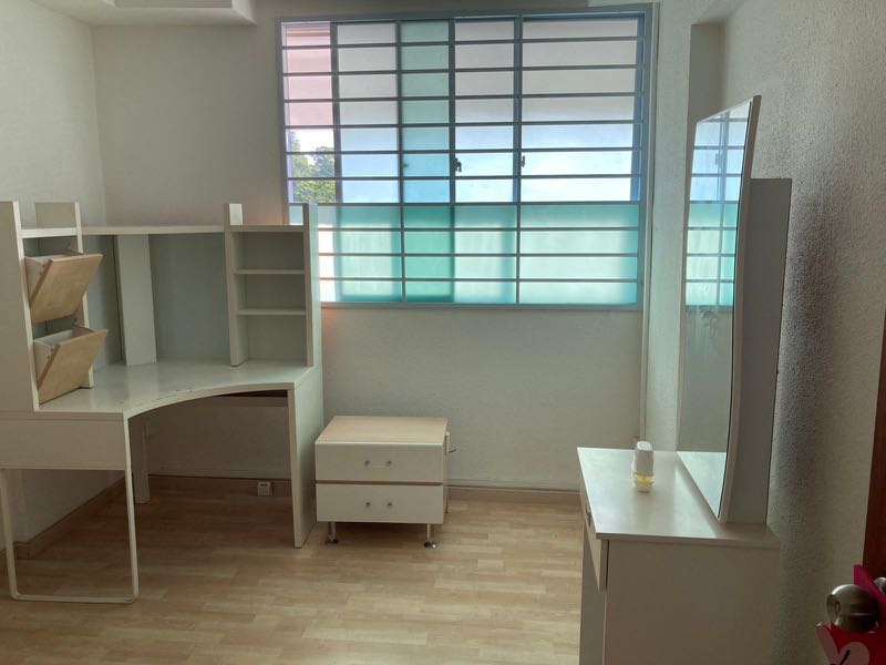 (Category: ) located in . Submitted by ethanloo (Listing ID 1108942844, Image 1). Description: .