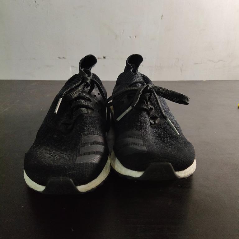 Ultra boost triple top black size 9