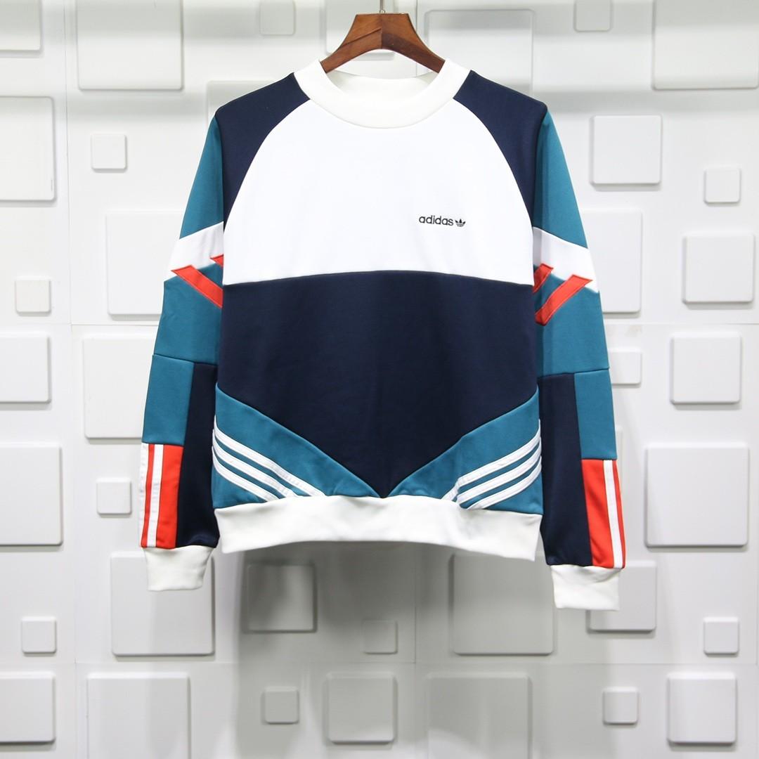 convertible entusiasmo Inscribirse Adidas Originals Nova Retro Sweatshirt in Blue CE4851., Men's Fashion, Tops  & Sets, Tshirts & Polo Shirts on Carousell