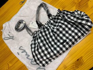 （分類：）位於 。 由 hazelssssss 提交（商品編號 1108988488，圖片 1）。簡介： 。