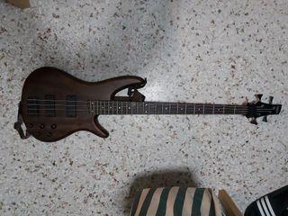 Bass Guitar set for sale (URGENT)