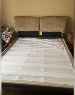(Category: ) located in . Submitted by zrc77 (Listing ID 1109114243, Image 1). Description: .