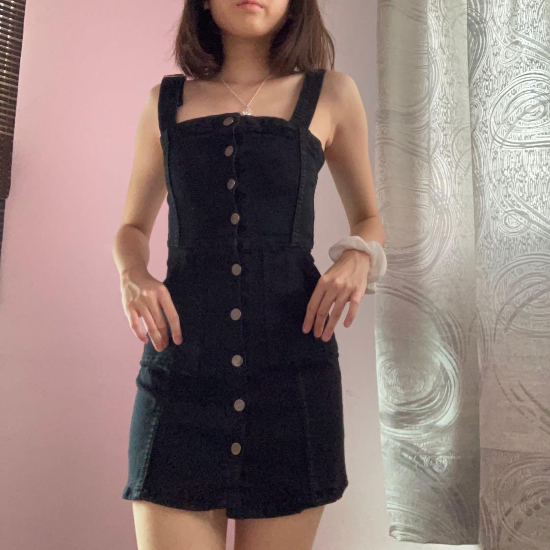 Black denim bodycon dress hotsell