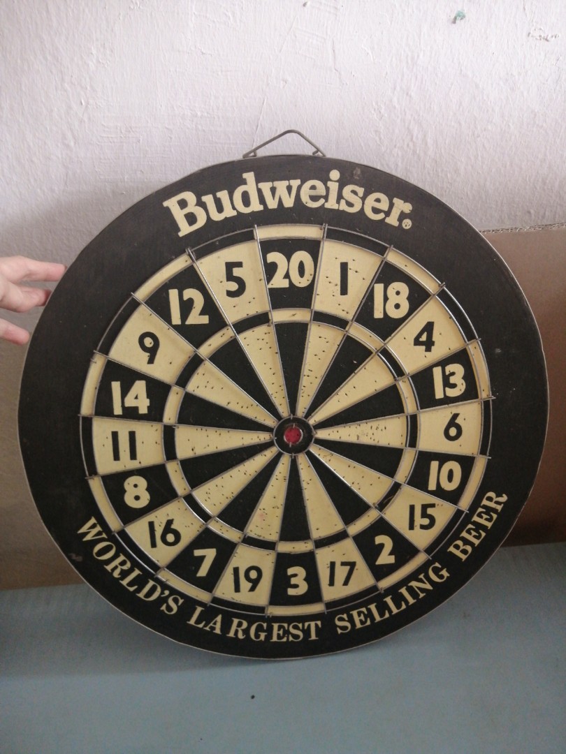 Budweiser Beer Dart Board, Hobbies & Toys, Memorabilia & Collectibles