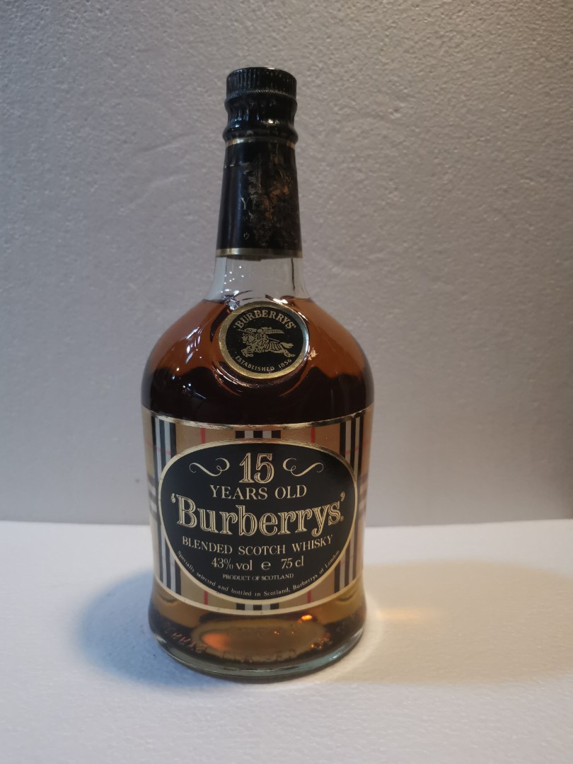 Burberry's 15 Years Old ウイスキー セットBXB-150 Burberry's 15 Years Old ウイスキー セットBXB-150（Burberry