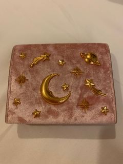 (Category: ) located in . Submitted by __viki (Listing ID 1109071972, Image 1). Description: .