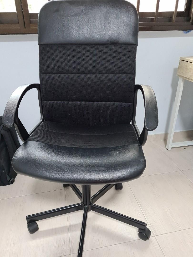 Computer table chair, Furniture & Home Living, Furniture, Chairs on