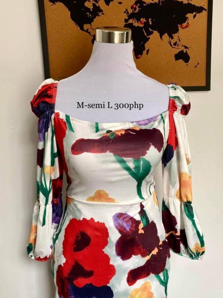 Floral midi dress (Category: Dresses) located in Manila. Submitted by cb0903 (Listing ID 1108960734, Image 1). Description: Size med to Large Used once No issue — good as new Rfs: decluttering Location: Marikina Delivery: mr speedy or gogo express Will give discount for two or more purchase! 💖.