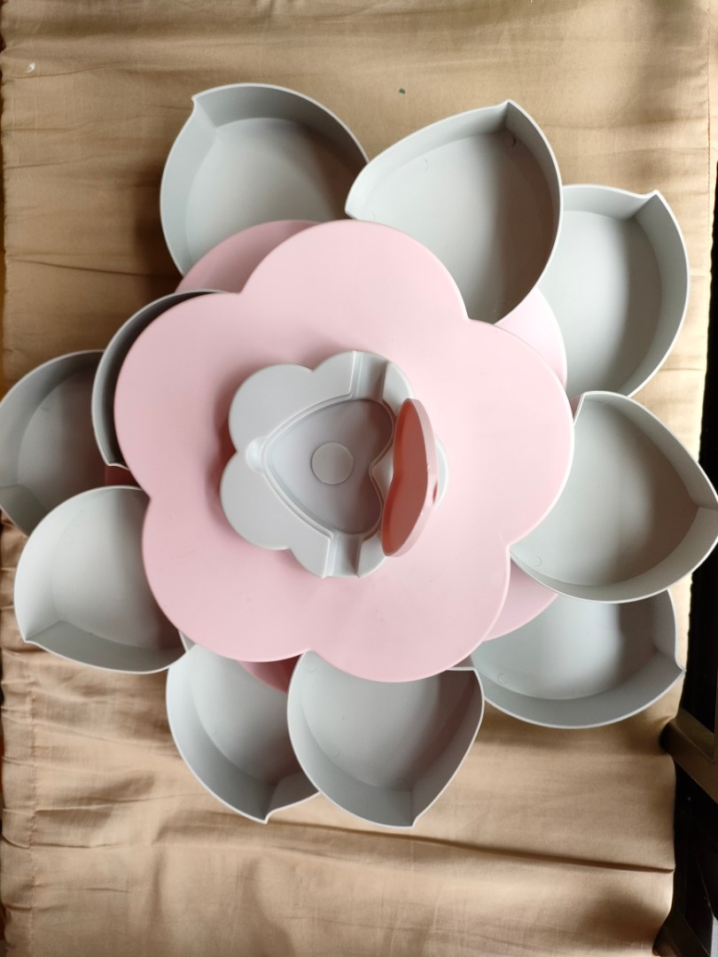 Flower Shape Rotating Candy, Fruits, Nuts Box Organizer, Furniture