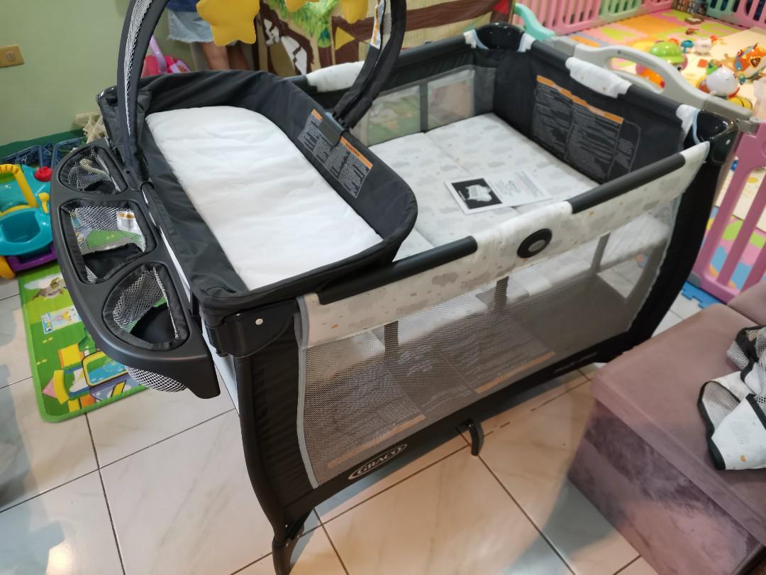 Graco Pack 'N Play Anywhere Dreamer Playard with Babies & Kids, Baby Nursery & Kids