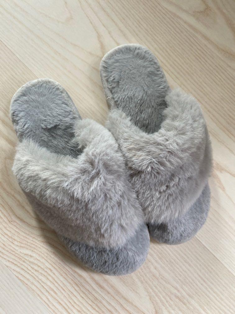 Fluffy 2025 bathroom slippers