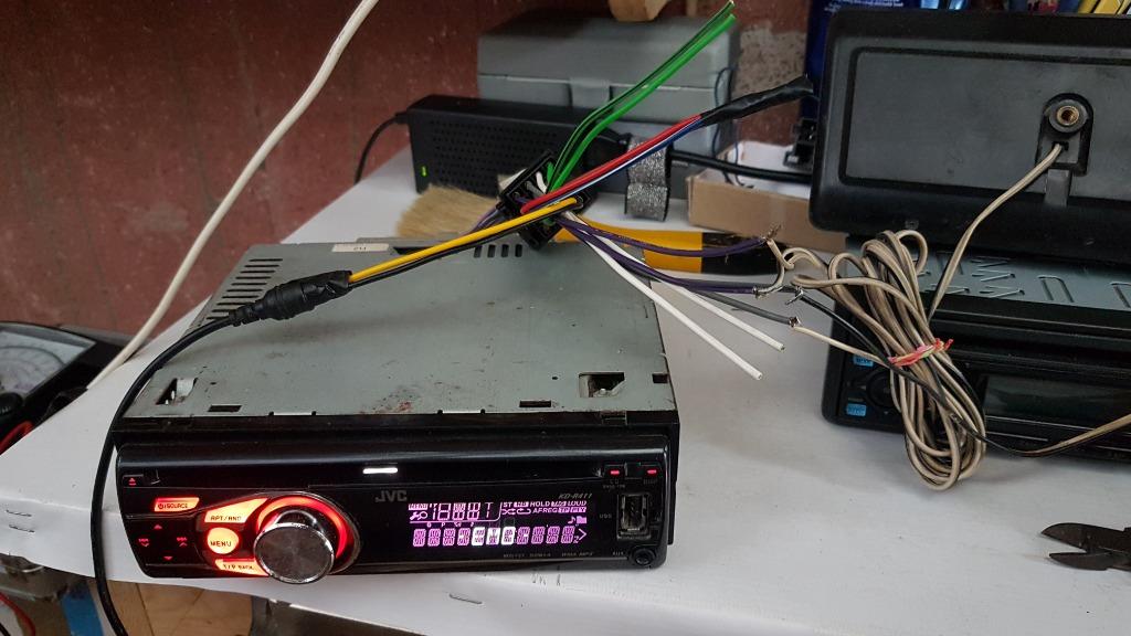 JVC Car Stereo (KD-R411), Car Parts & Accessories, Audio, Video, Alarm ...
