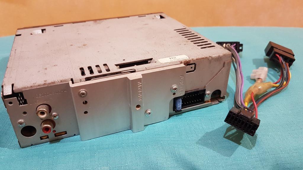 JVC Car Stereo (KD-R411), Car Parts & Accessories, Audio, Video, Alarm ...